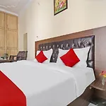 Hotel Ritu Palace